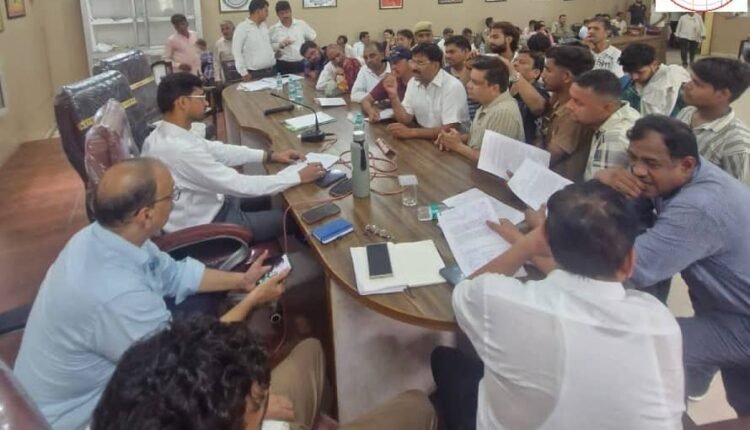 Crime Free Ghaziabad Seva Samiti submitted a memorandum regarding Kanwar Yatra