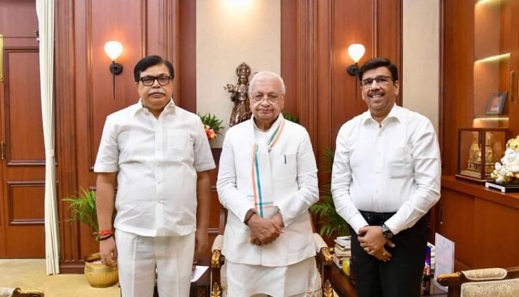 Sanjay Kishore and Amarendra Kumar discussed education with the Governor