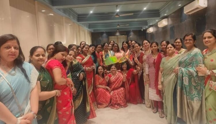 Women of Jain community celebrated Teej festival with great pomp, women dressed up and made the event special