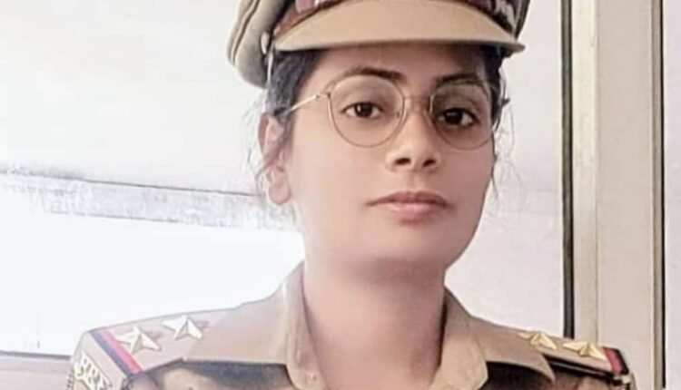 Ghaziabad: Woman inspector Richa Sharma dies in a road accident