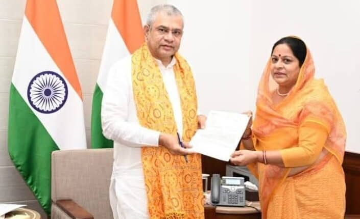 Moradabad MP Kunwarani Ruchiveera met the Railway Minister