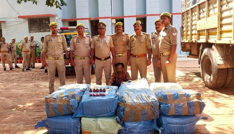 Major action by Chunar police station: Accused arrested with 8374 vials of illegal ONEREX intoxicating syrup, DCM truck used for transportation recovered