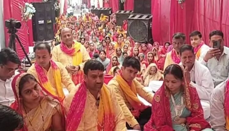 On the second day of the Silver Jubilee, Ganesha idol installation, Ganesha Katha and collective Ganesha Chalisa were organized