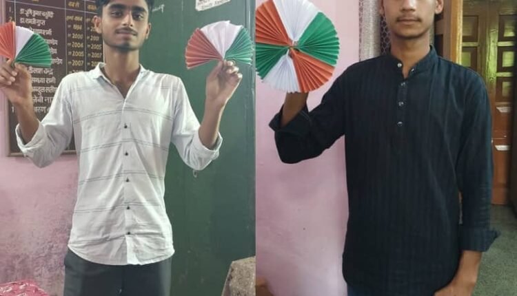 Rampur: Tricolor based handicraft competition organized under "Har Ghar Tiranga Program-2025"