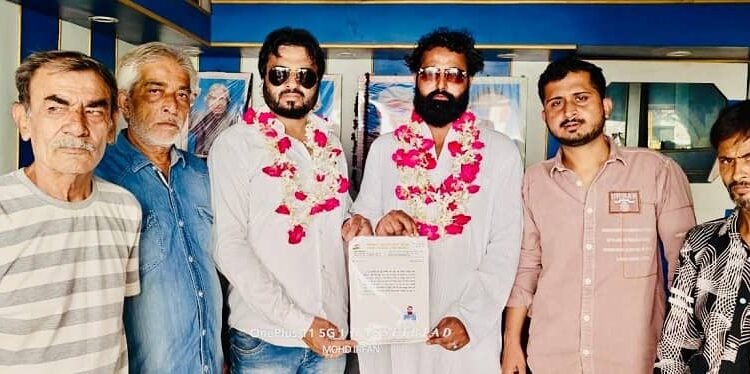 Rampur: Mohammad Ali becomes Congress Kisan District Vice President, welcomed by Haji Nazish Khan