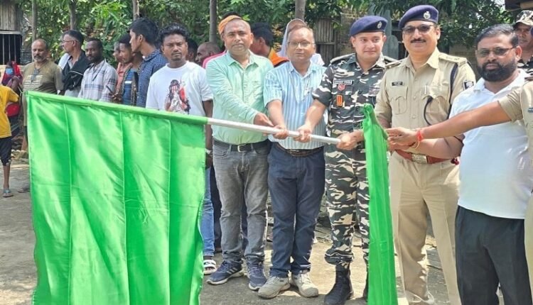 Swachhata Hi Seva Pakhwada-2025 "Swachh Utsav" under which a cleanliness rally was taken out by the Border Security Force and the District Administration.