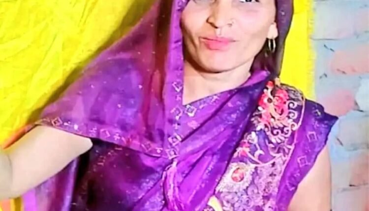 Badaun: 52 year old woman went with her 17 year younger lover, court allowed them to live together