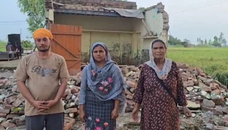 Amritsar floods wreak havoc: Homes destroyed, people rendered homeless – pleas for help from the government and social workers