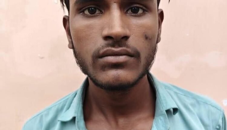 One accused arrested in case of breaking the lock of a shop and stealing in village Dhauj