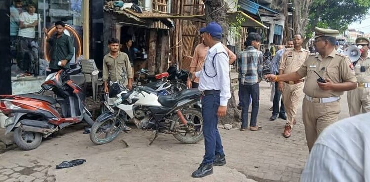 "No Helmet, No Fuel" campaign launched in Muzaffarnagar, emphasis on following traffic rules