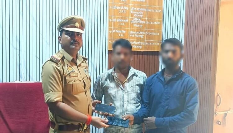 Padri police station recovered 3 lost mobile phones and handed them over to their owners.