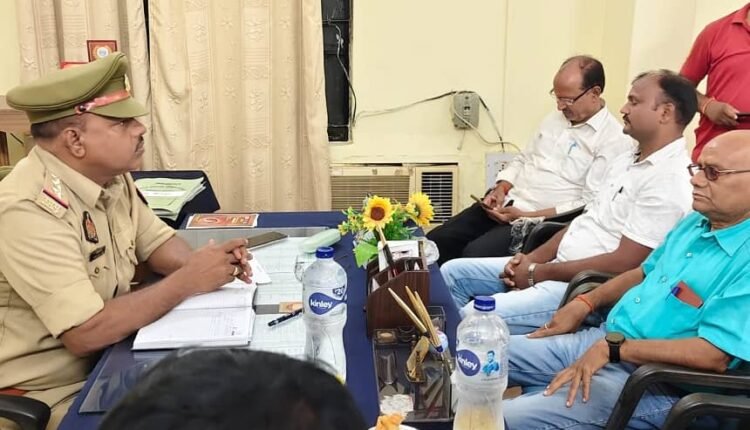 Sonbhadra: Peace committee meeting regarding Dussehra, guidelines given regarding security arrangements