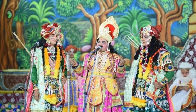 The sixth day of the Ramlila Festival saw a unique confluence of devotion, culture, and entertainment.