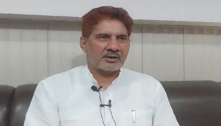 MP Subhash Barala was the chief guest at the district level programme.