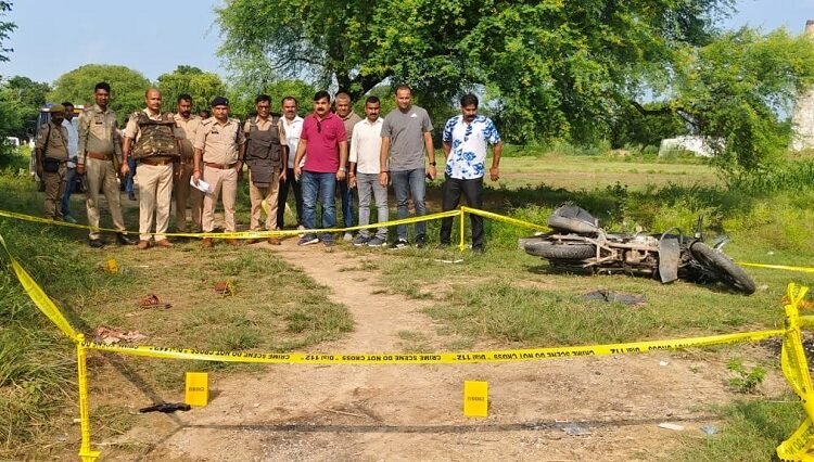 Mirzapur: Police encounter: Two notorious robbers carrying a reward of ₹25,000 each arrested, third accomplice also caught