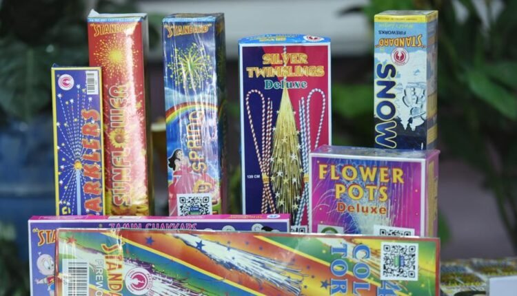 There will be a ban on the manufacture, sale and use of all types of firecrackers except green firecrackers.