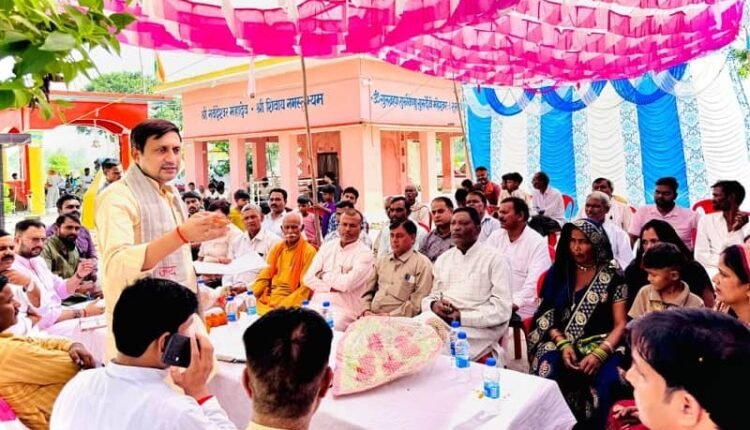 Booth presidents are the first warriors on the electoral battlefield: Harish Gangwar