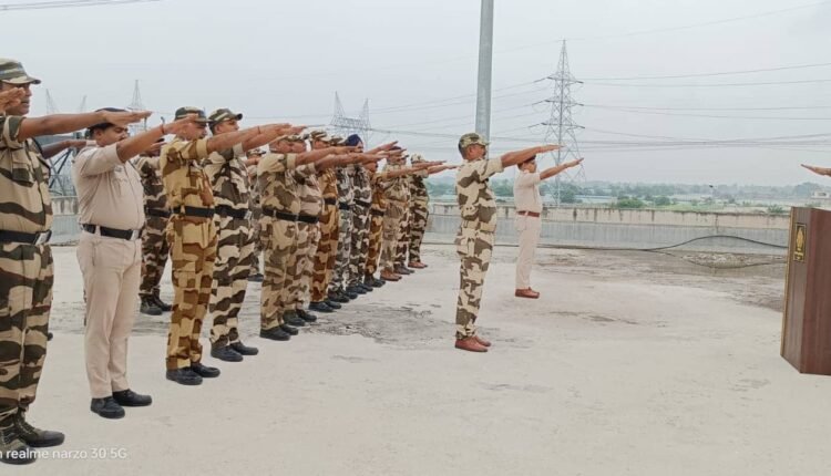 CISF jawans show enthusiasm on National Unity Day