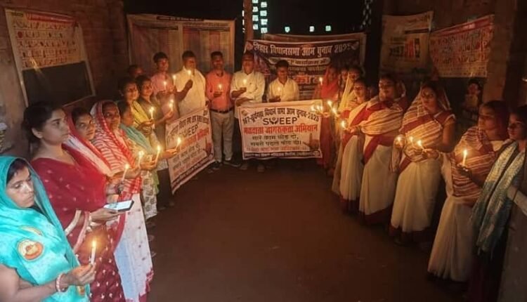 Street play in Diara for 100% voting in Lakhisarai