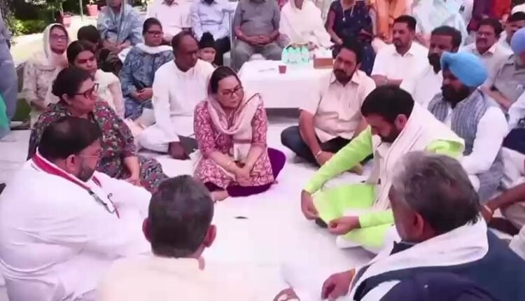 CM Naib Saini in catch 22 situation-Issue of demand of IAS Avneet P.Kumar for suspension and arrest of IAS and IPS officers mentioned in suicide note  