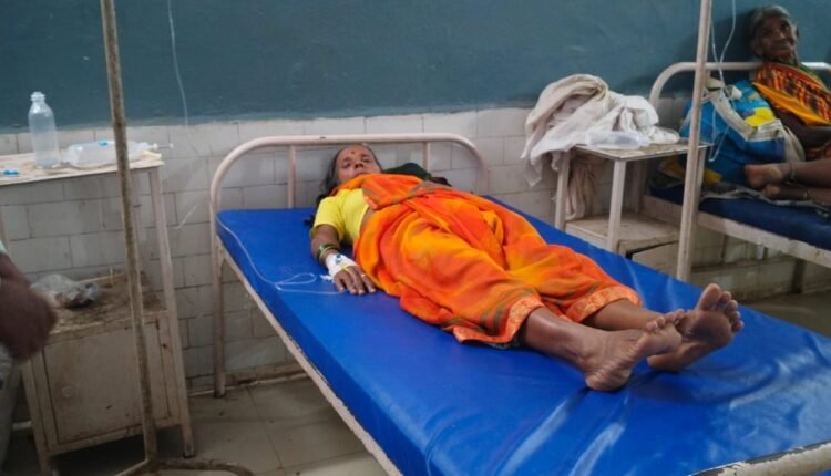 Sonbhadra: Woman bitten by snake, undergoing treatment at CHC