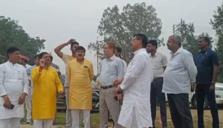 Sonbhadra: Preparations in full swing for CM Yogi's expected arrival, minister and DM inspect venue