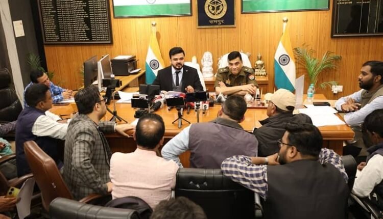 The District Magistrate held a press conference in the Collectorate auditorium and gave detailed information about the special intensive review process.