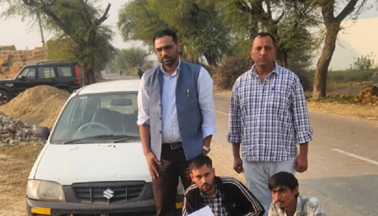 Two youths travelling in an auto-rickshaw were arrested with 1,380 narcotic pills.