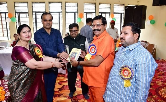 Youth Festival and Science Fair 2025 was organized in a grand manner in Badaun district.