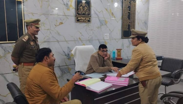 Superintendent of Police conducted a surprise inspection of Milkkhanam/Azimnagar police station.