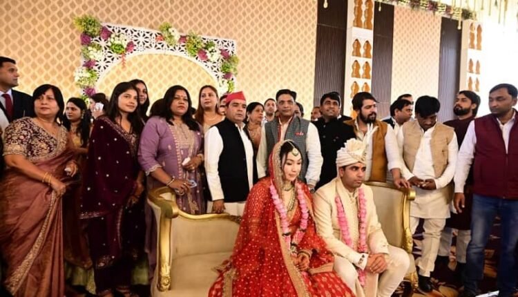 Mohammad Yakub Saifi paid a courtesy call to MP Aditya Yadav