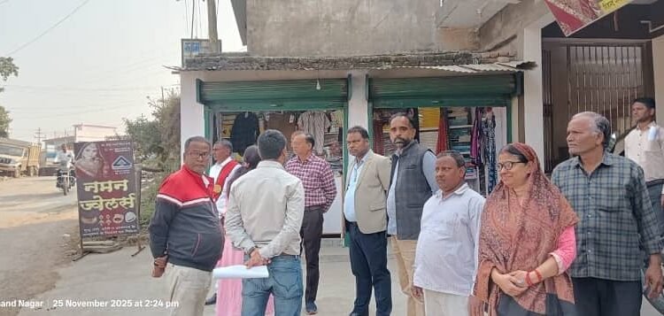 Tehsildar played loudspeakers in villages, appealing to villagers to cooperate with BLOs in SIR