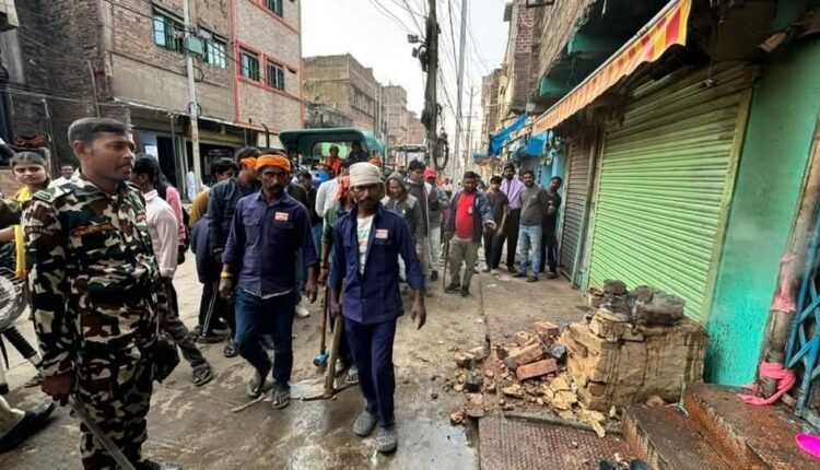 The municipal council in Lakhisarai conducted an anti-encroachment drive, taking action against several shops.