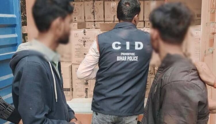 Smuggling of foreign liquor through postal parcel vehicles busted, 1612.8 liters of liquor seized.