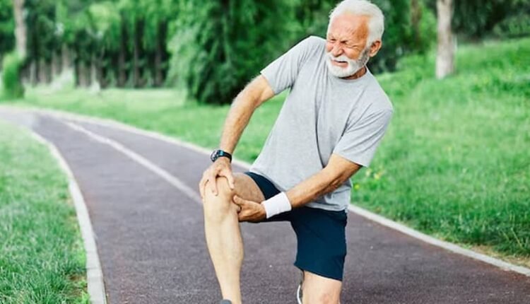 How long should you walk if you have knee arthritis? Find out what the doctor recommends.