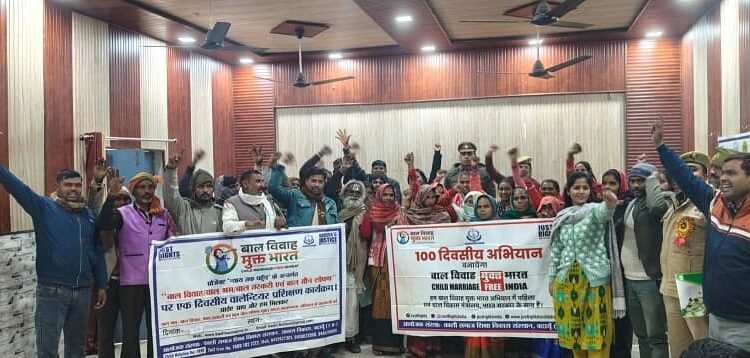 Under the "Access to Justice" program, a volunteer training workshop was organized in Kadarchowk