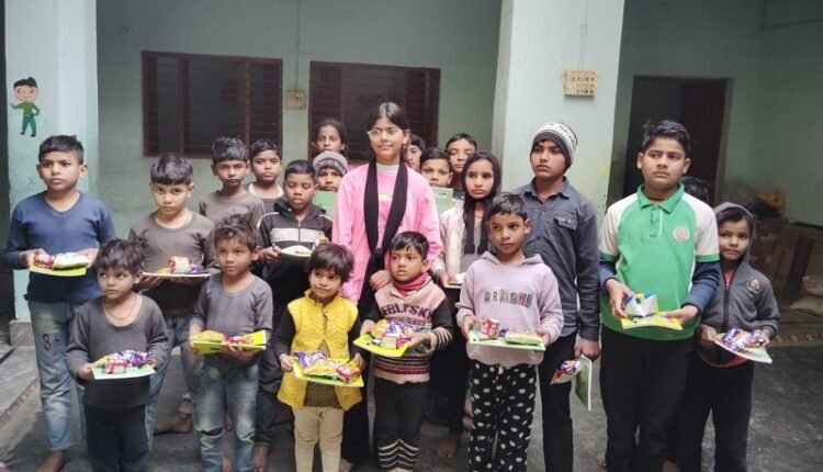 In Badaun, social worker Shamsuddin celebrated his daughter Aksa's birthday with orphaned children.