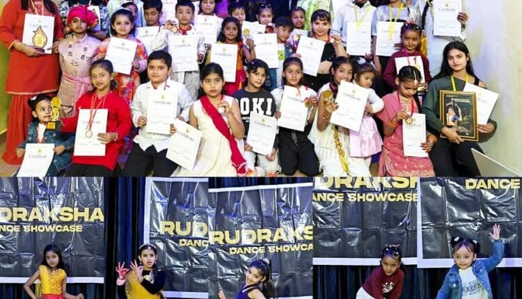Noida Sector-49: Rudraksh Dance Academy (Sona Chaudhary) organized Dance Showcase Season 2.