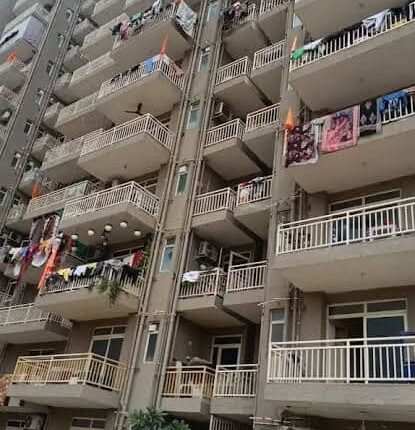 Faridabad: Massive Fire in High-Rise Society; Flames Spread from 12th to 14th Floor, Five Flats Damaged