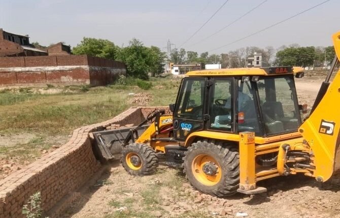 GDA Bulldozers Raze Illegal Colonies in Modinagar; Action Taken Across 47,000 Square Meters