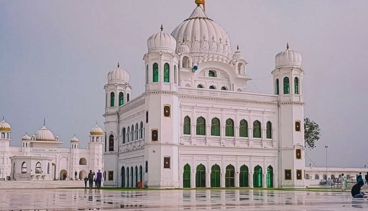 409 Devotees Granted Visas to Visit Pakistan for Baisakhi; Delhi Gurdwara Committee Distributes Passports