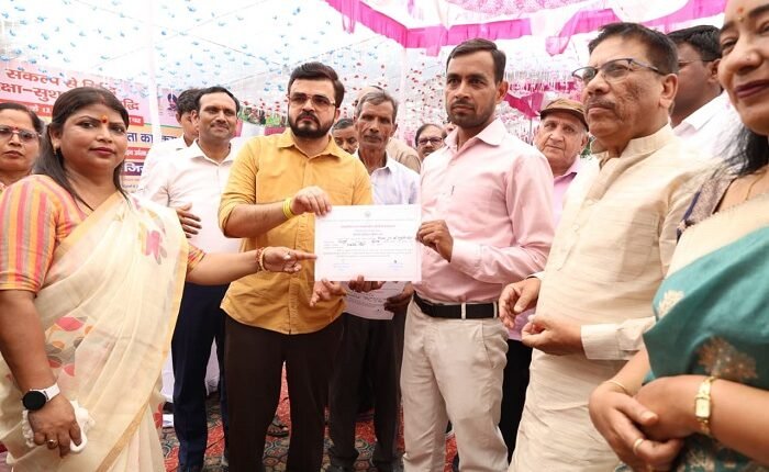 A grand natural farming workshop and farmers' meet was organized in the district.