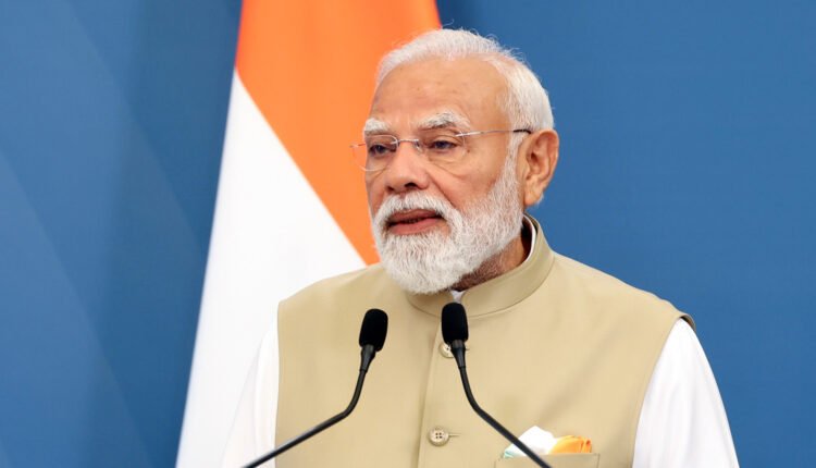 PM Modi targets the opposition in Surat; says 'Atmanirbhar Bharat' (Self-reliant India) is the solution amidst the energy crisis.