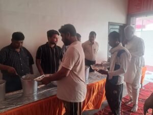 A grand community feast (Bhandara) was successfully organized on Somvati Amavasya with a spirit of devotion and service.