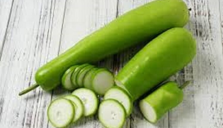 Boost your health with bottle gourd: Benefits for weight, digestion, and heart health.