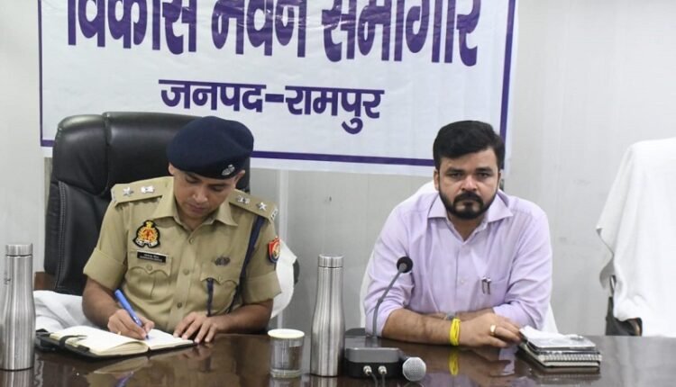 District Magistrate: Remain vigilant regarding snakebite prevention and treatment during heavy rains and potential floods.