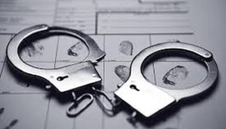 Gang involved in house jewelry thefts busted; 5 apprehended, including a minor.