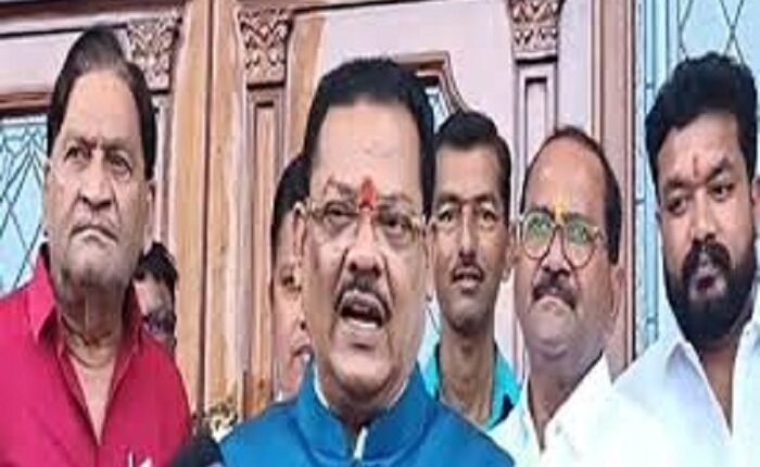 Major development in Maharashtra politics: 6 Shiv Sena (UBT) MPs form a separate faction, inform the Speaker.
