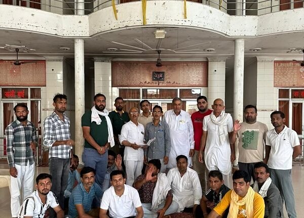 Ellenabad: Annual meeting of the Baba Ramdev Bhandara Seva Samiti held; blueprint prepared for the 19th six-day *bhandara* (community feast).