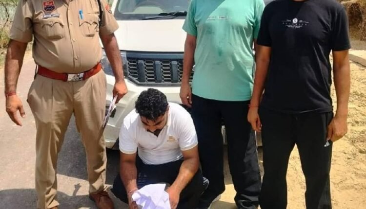 ellenabad-cia-arrests-youth-with-illegal-315-bore-pistol-mehna-khera
